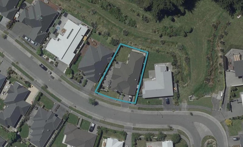 31 Holbrook Way, Westmorland, Christchurch - Carousel 1
