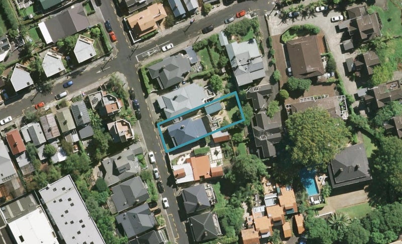 32 Bradford Street, Parnell, Auckland - Carousel 1