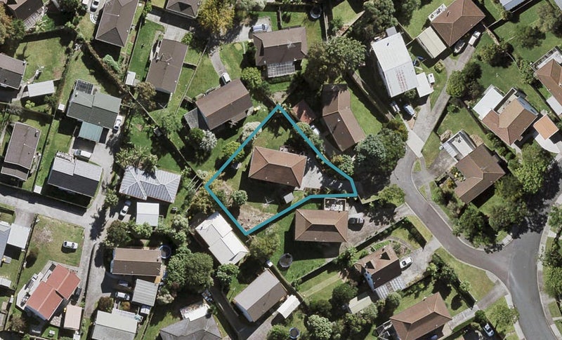 5 Andros Place, Unsworth Heights, Auckland - Carousel 1