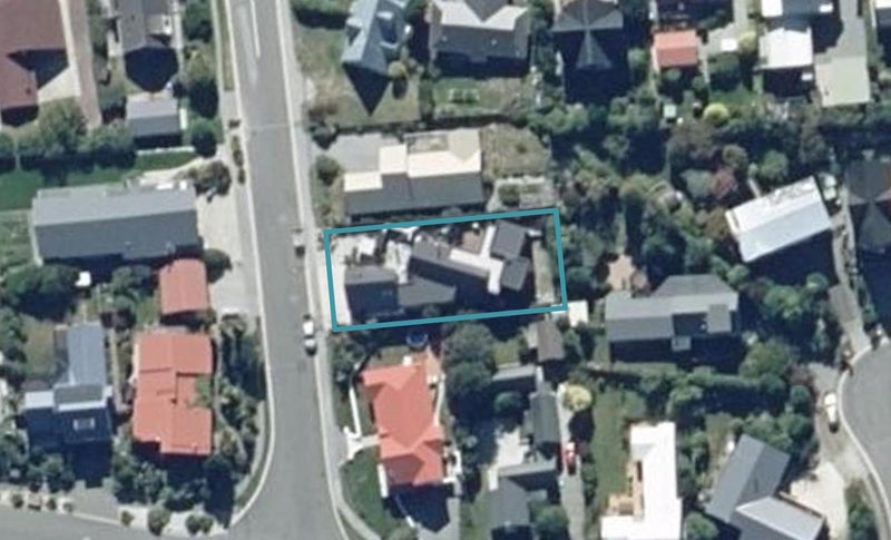 6 Four Views Avenue, Kelvin Heights, Queenstown - Carousel 1