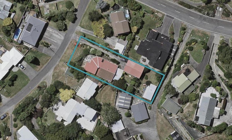 14 Kahu Road, Otaihanga, Paraparaumu - Carousel 1