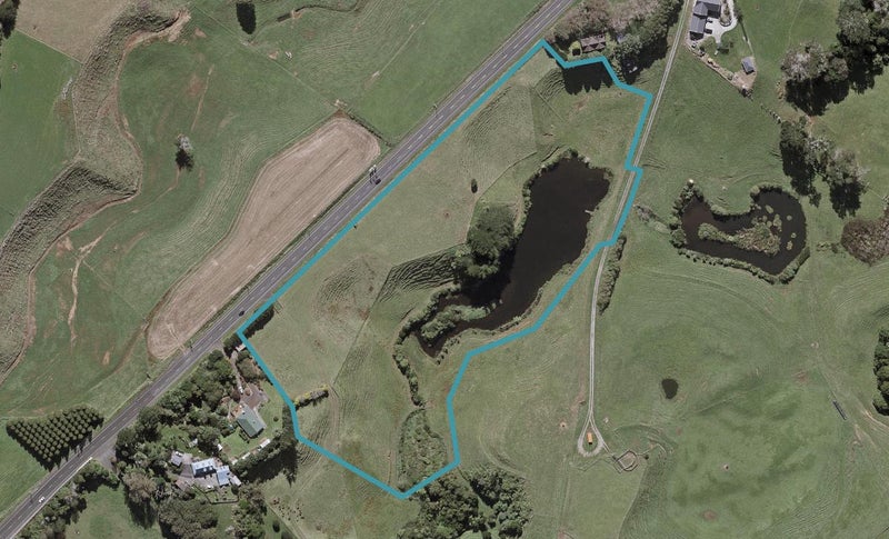 1 Konukunuku Way, Omata, New Plymouth - Carousel 1
