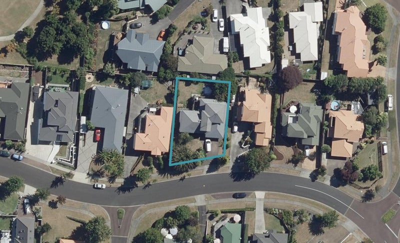 14 Greenfield Drive, Western Heights, Hamilton - Carousel 1