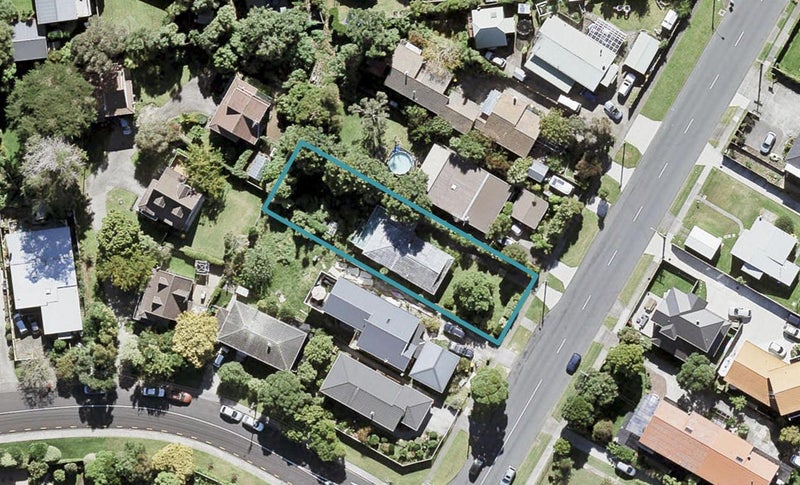 158 Deep Creek Road, Torbay, Auckland - Carousel 1