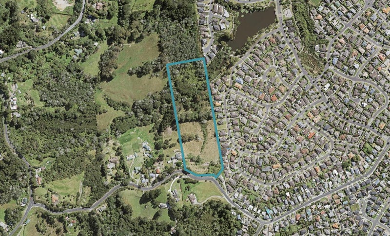 283 Sturges Road, Henderson Valley, Auckland - Carousel 1