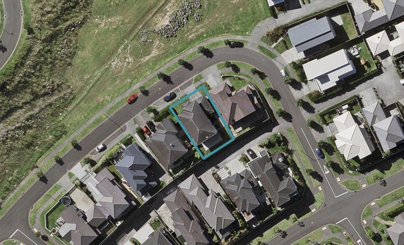 10 Barbarich Drive, Stonefields, Auckland - Carousel 1