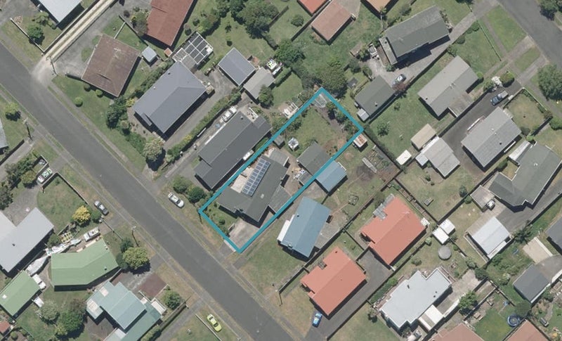 78 Surrey Road, Springvale, Whanganui - Carousel 1