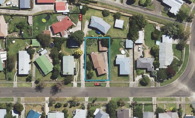 14 Einstein Street, Outer Kaiti, Gisborne - Carousel 1