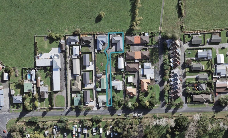19B Springs Road, Parakai, Helensville - Carousel 1