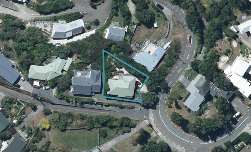 18 Kahu Road, Paremata, Porirua - Carousel 1