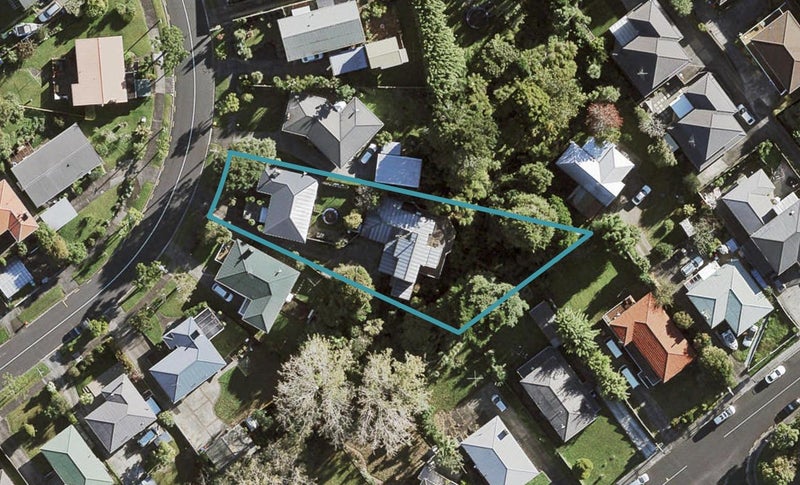 2/56 Rosamund Avenue, New Windsor, Auckland - Carousel 1