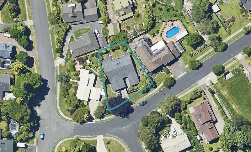4 Walford Drive, Lynmore, Rotorua - Carousel 1