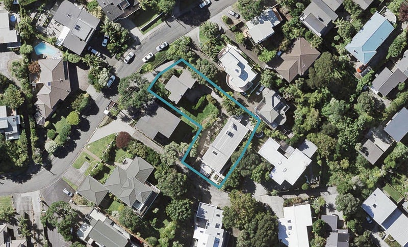 2/6 Parr Terrace, Castor Bay, Auckland - Carousel 1
