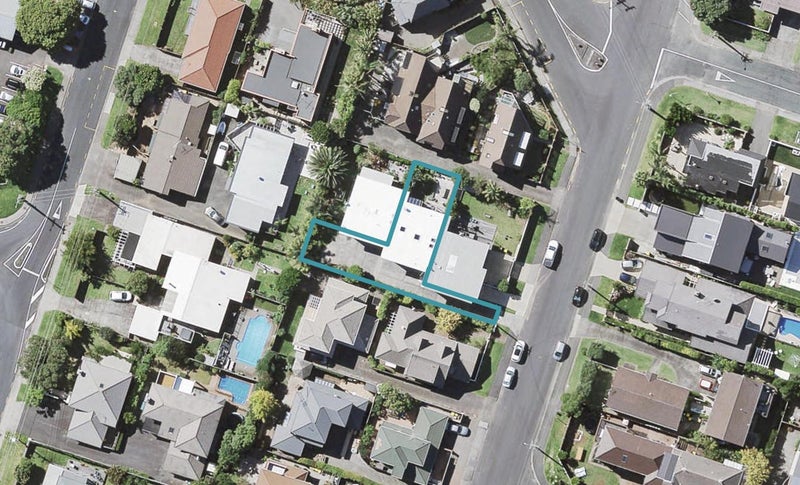 54A Milford Road, Milford, Auckland - Carousel 1