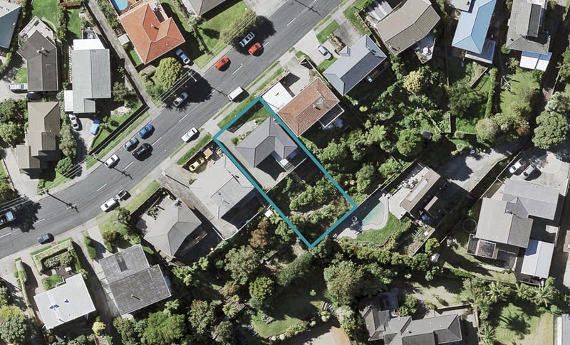141 Sandspit Road, Shelly Park, Auckland - Carousel 1