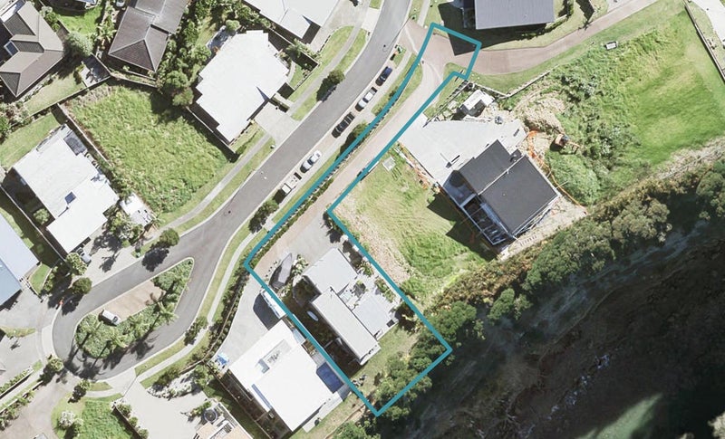 61 Hawaiian Parade, Arkles Bay, Whangaparaoa - Carousel 1