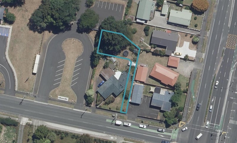 5/4 Collins Road, Melville, Hamilton - Carousel 1