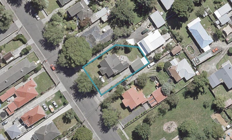 13 Tawai Street, Trentham, Upper Hutt - Carousel 1