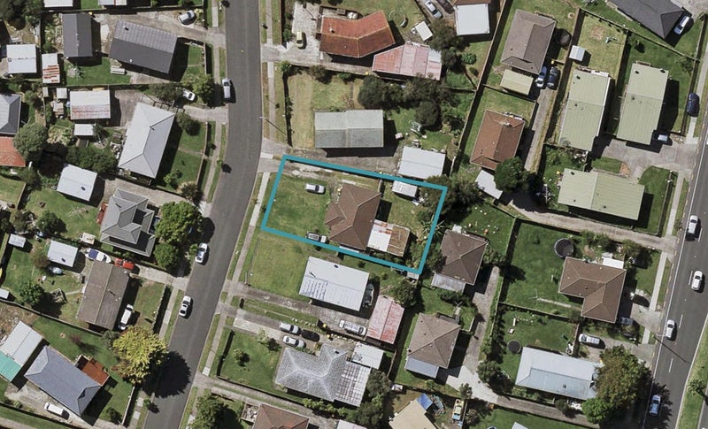 36 Zelda Avenue, Clover Park, Auckland - Carousel 1