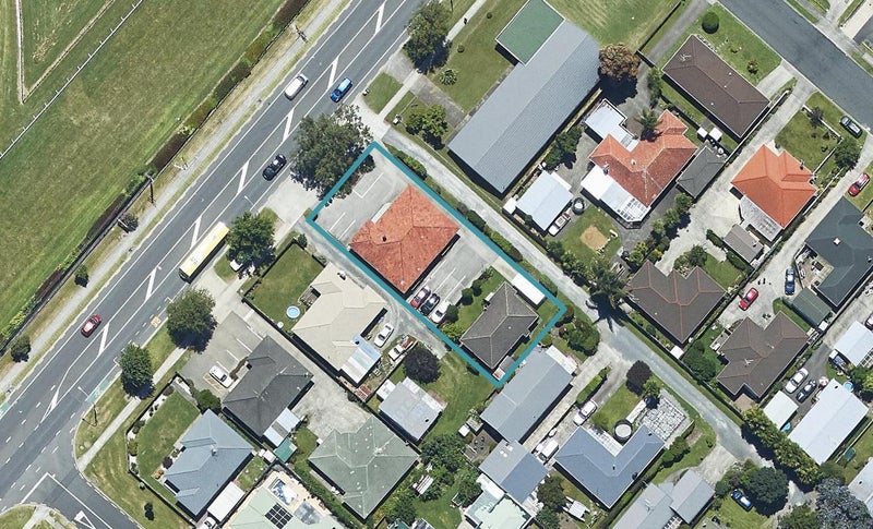 1412 Cameron Road, Greerton, Tauranga - Carousel 1