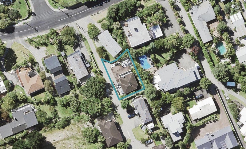 74A Saddleback Rise, Murrays Bay, Auckland - Carousel 1