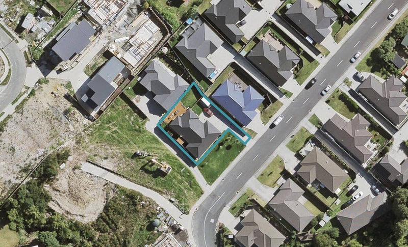 13 Nirmal Place, Sunnyvale, Auckland - Carousel 1