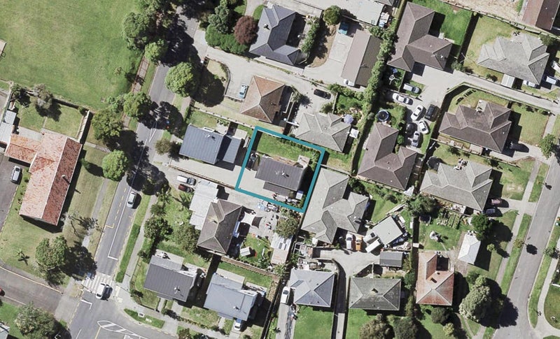 96B Castledine Crescent, Glen Innes, Auckland - Carousel 1