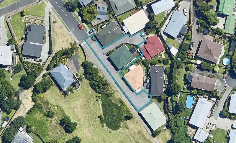 9 Baden Street, Otumoetai, Tauranga - Carousel 1
