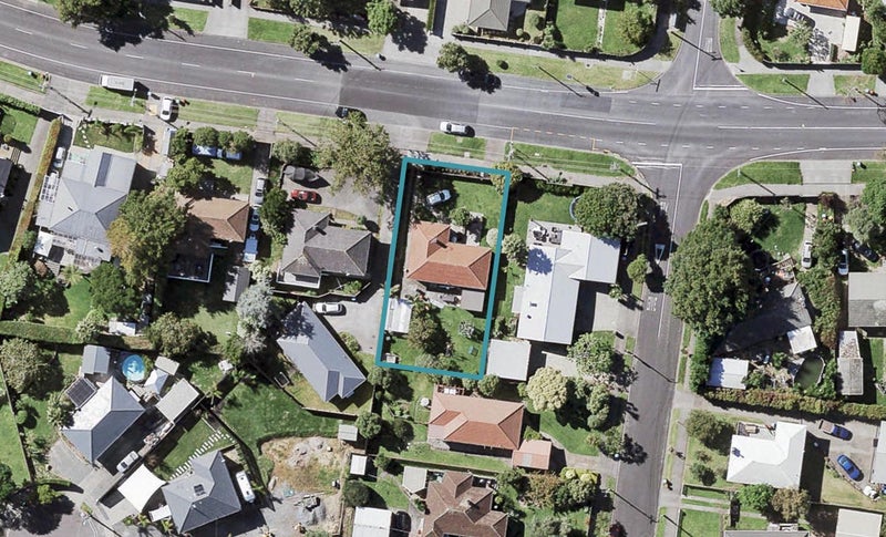 111 West Tamaki Road, Glen Innes, Auckland - Carousel 1