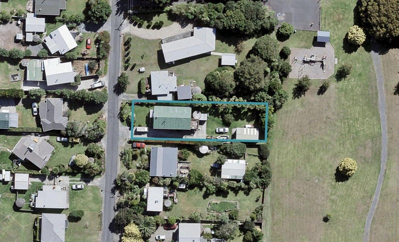 31 James Mcleod Road, Helensville - Carousel 1