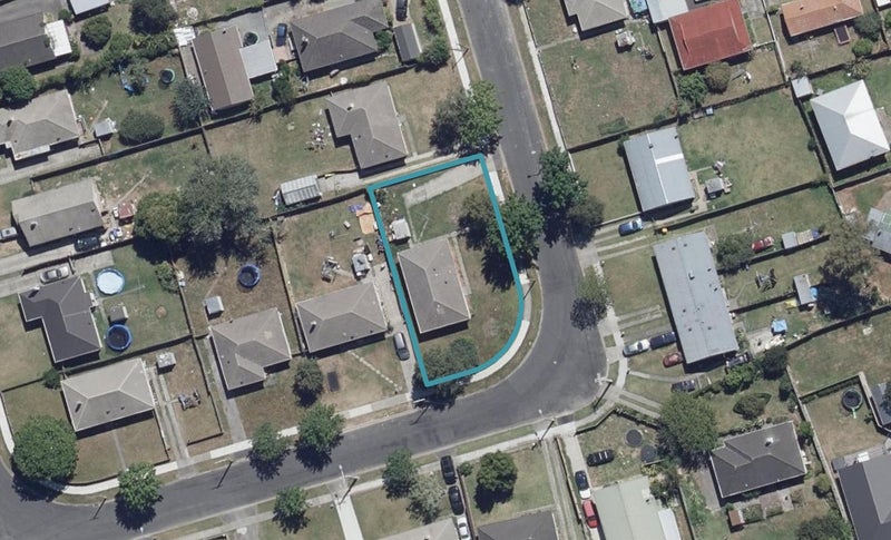 73 Marshall Street, Fairfield, Hamilton - Carousel 1