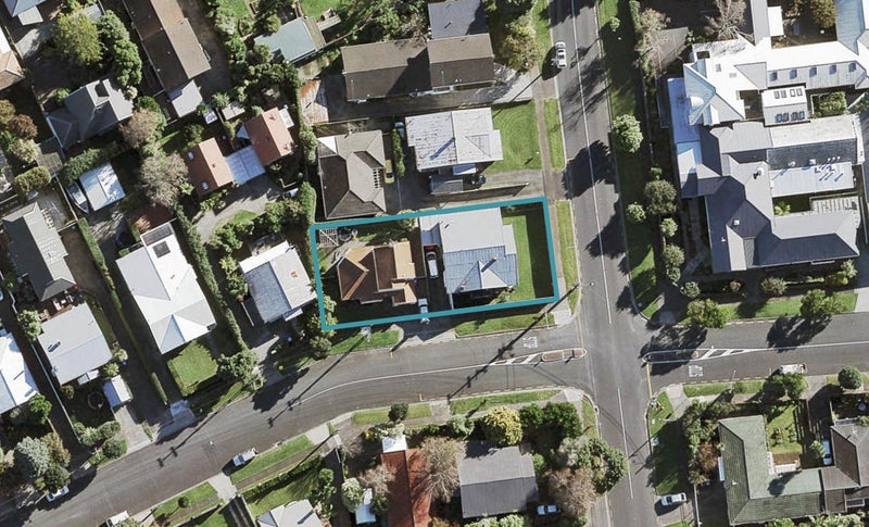 22 Woodward Road, Mount Albert, Auckland - Carousel 1