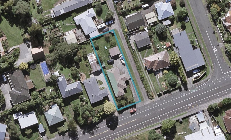 13 Upjohn Street, Brooklands, New Plymouth - Carousel 1