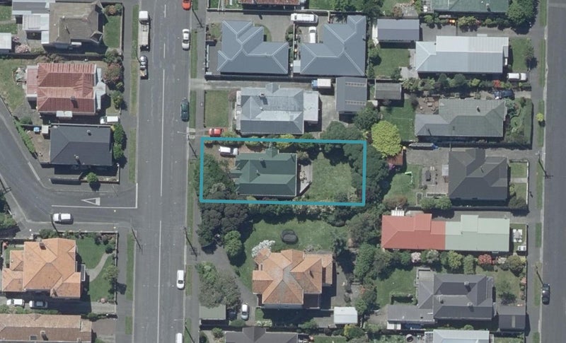 87 Queens Drive, Saint Kilda, Dunedin - Carousel 1