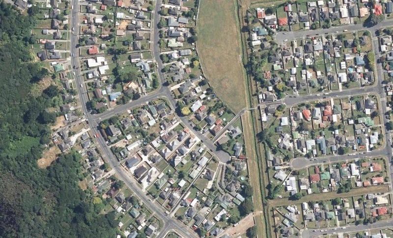 10 Westminster Road, Wainuiomata, Lower Hutt - Carousel 1