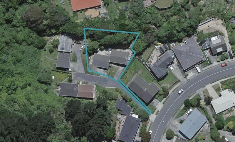 20A Fyvie Avenue, Tawa, Wellington - Carousel 1