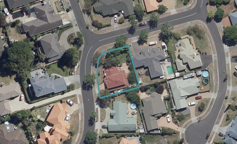 21 Canaandale Drive, Flagstaff, Hamilton - Carousel 1