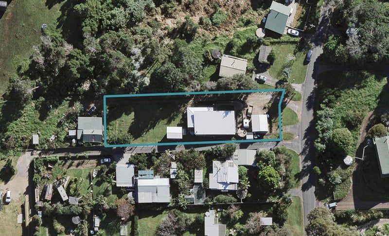 50 Erua Road, Ostend, Waiheke Island - Carousel 1