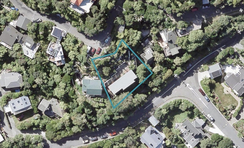 19 Ferry Road, Days Bay, Lower Hutt - Carousel 1