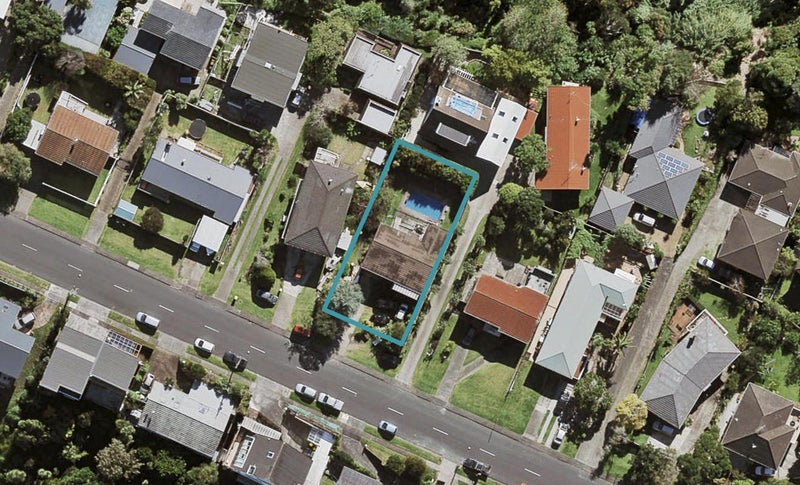 100 Exmouth Road, Northcote, Auckland - Carousel 1