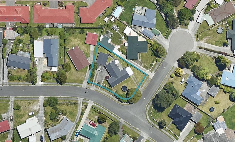 20 Clouston Crescent, Fenton Park, Rotorua - Carousel 1