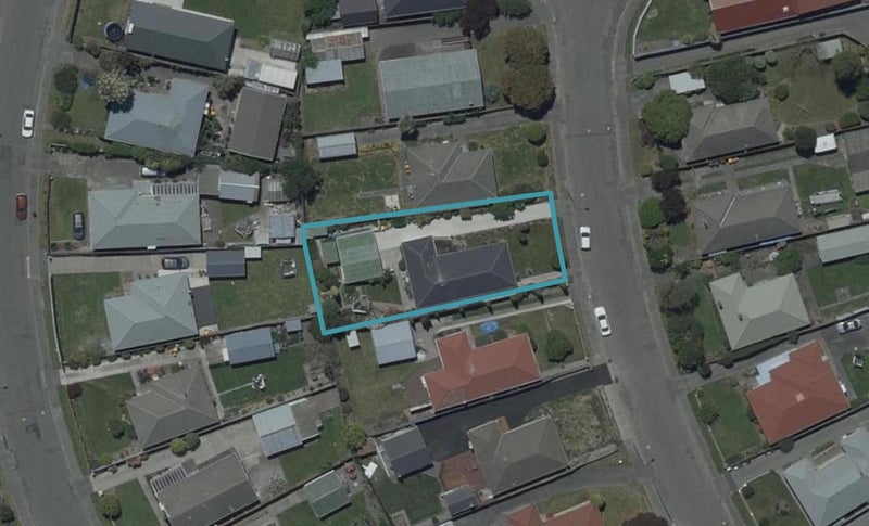 17 Glenora Place, Hornby, Christchurch - Carousel 1