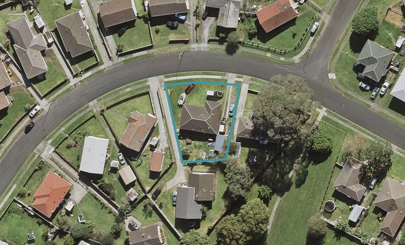 66 Ferguson Street, Mangere East, Auckland - Carousel 1