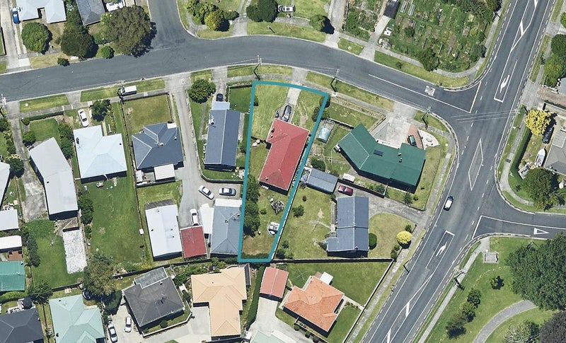 6 Alverstoke Road, Parkvale, Tauranga - Carousel 1