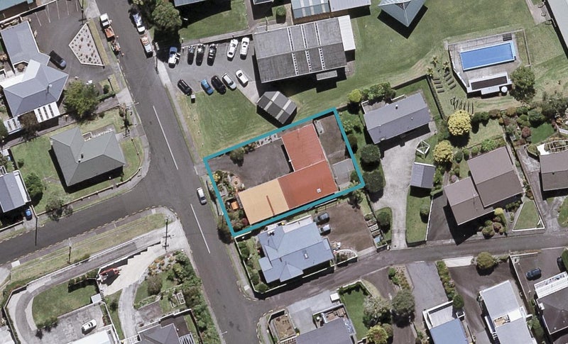 47A Calvert Road, Lynmouth, New Plymouth - Carousel 1