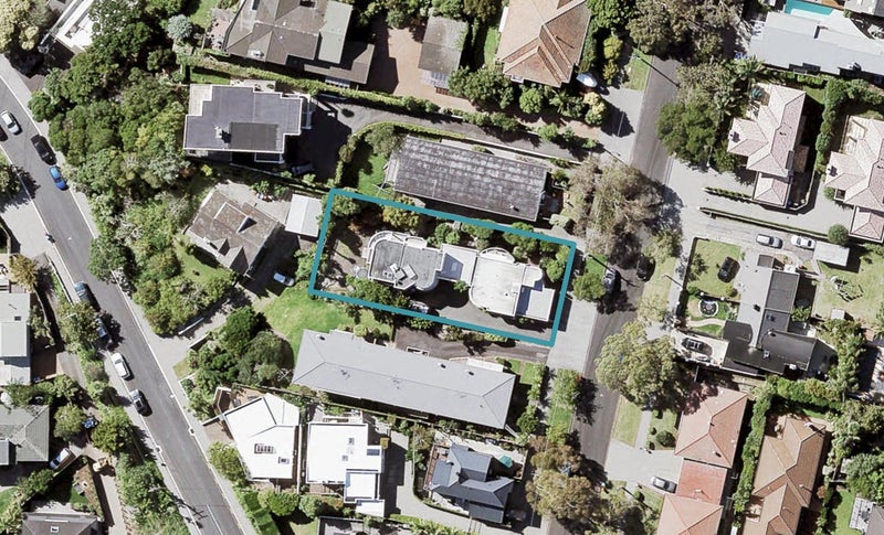 8A Aumoe Avenue, St Heliers, Auckland - Carousel 1