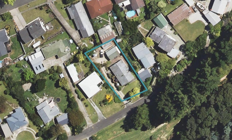 202 Fox Street, Whataupoko, Gisborne - Carousel 1