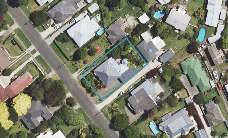 35 Russell Street, Whataupoko, Gisborne - Carousel 1