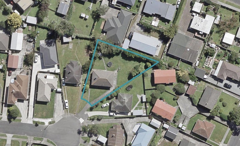 6 Hollard Grove, Avalon, Lower Hutt - Carousel 1