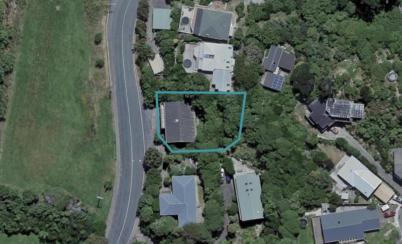 147 Houghton Bay Road, Houghton Bay, Wellington - Carousel 1